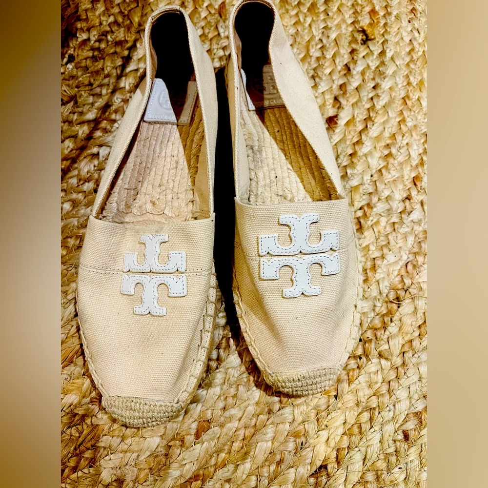 Tory Burch Espadrilles.  Only worn twice.  Size 8.  Cute for the spring! 🌸🌼
